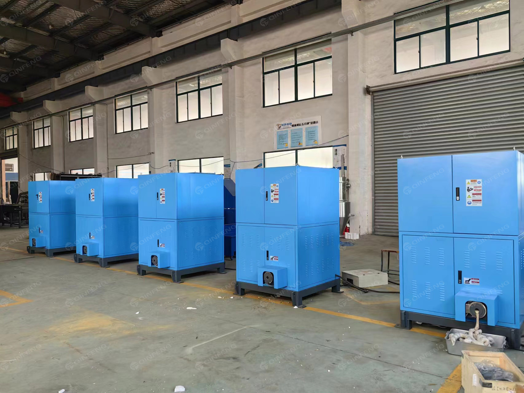 秦风EPS热熔机:减少塑料垃圾的精巧型解决方案